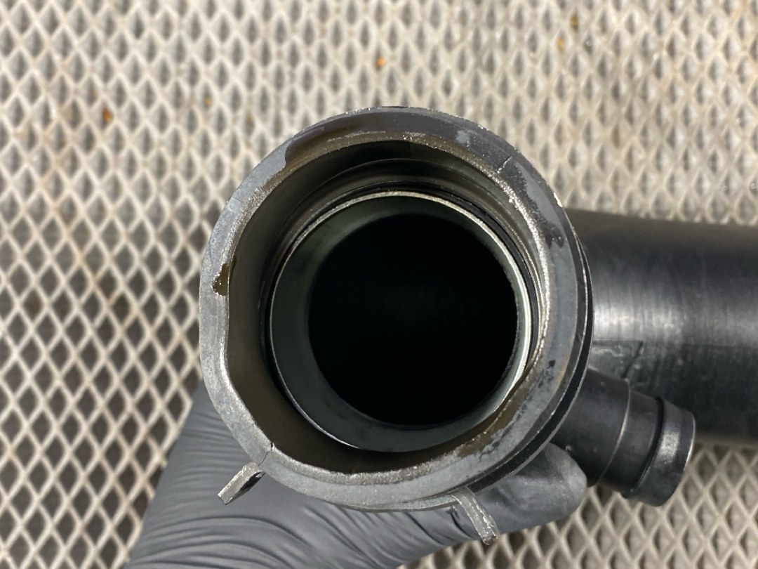 Патрубок впускной, 2030 рублей, Красноярск