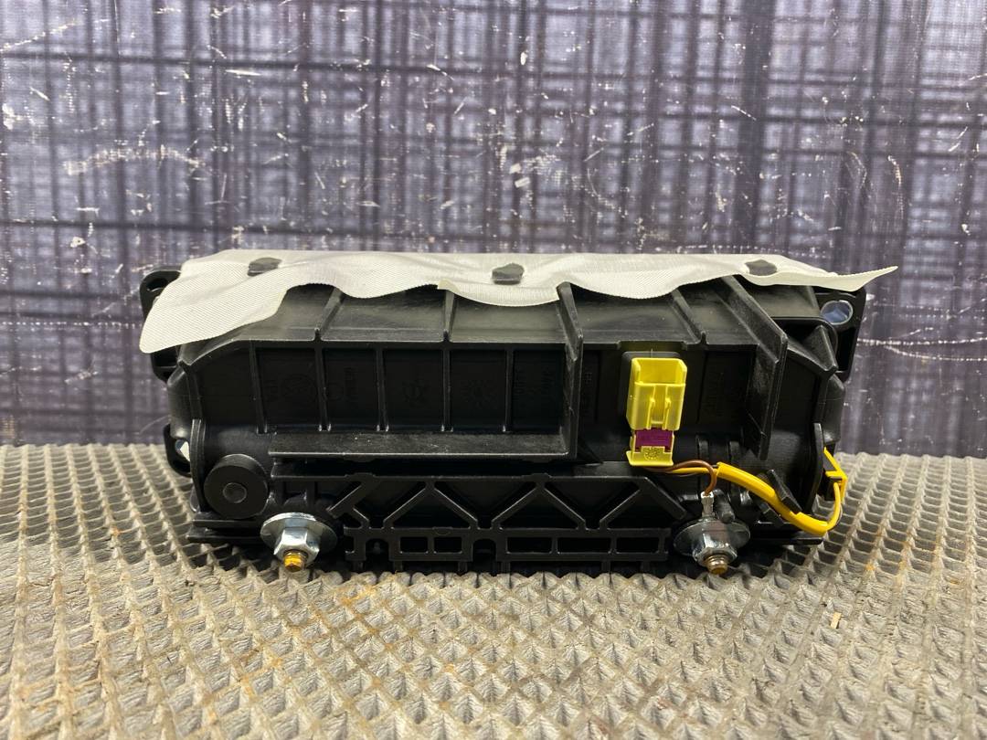 Подушка безопасности, 3460 рублей, Красноярск