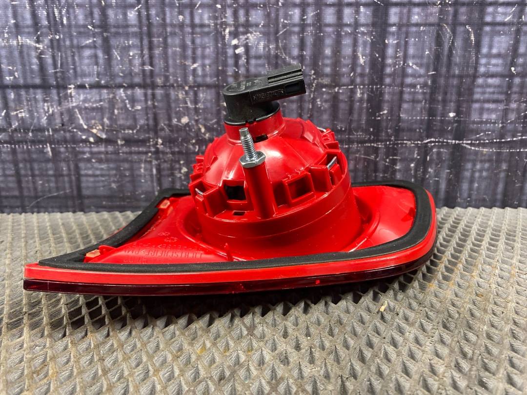 Фонарь в крышку багажника, 3860 рублей, Красноярск