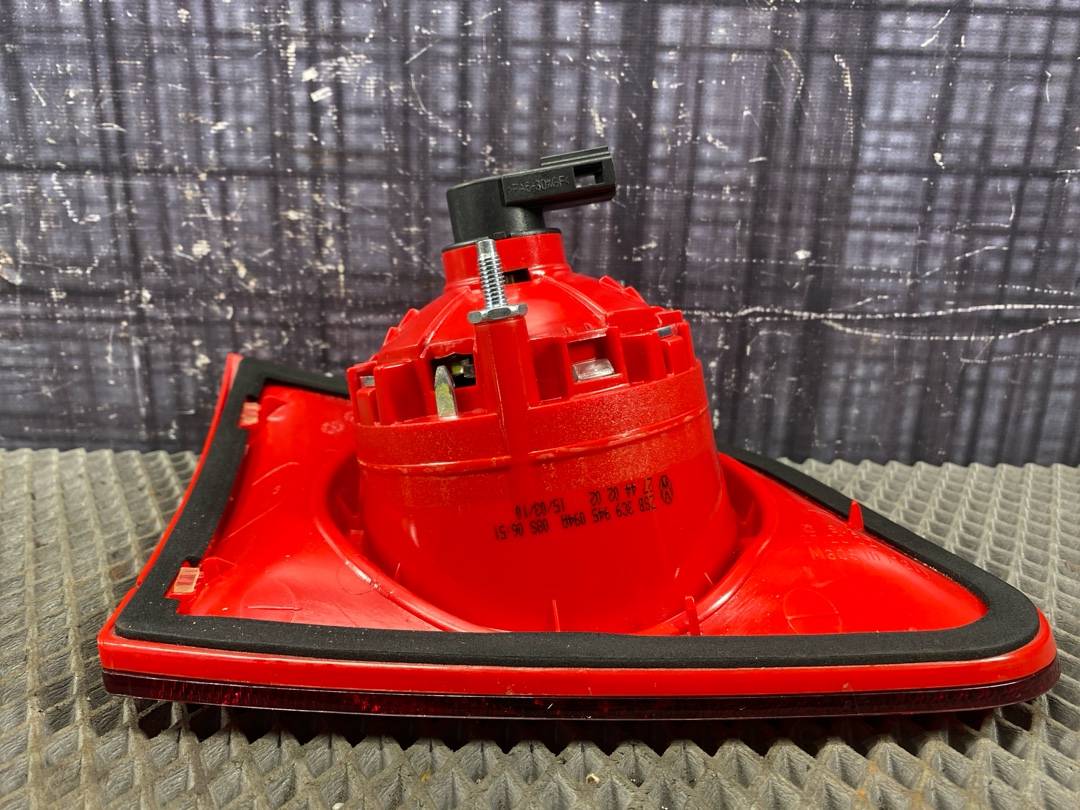 Фонарь в крышку багажника, 3860 рублей, Красноярск