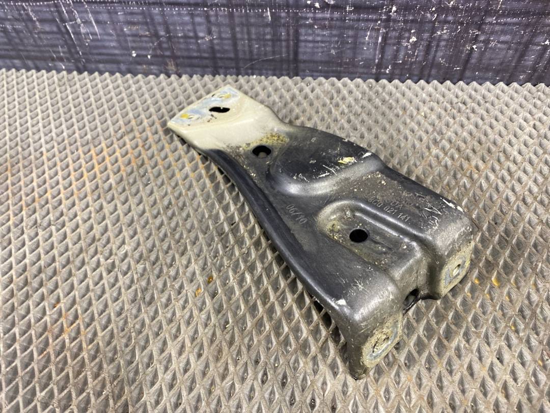 Кронштейн крыла, 810 рублей, Красноярск