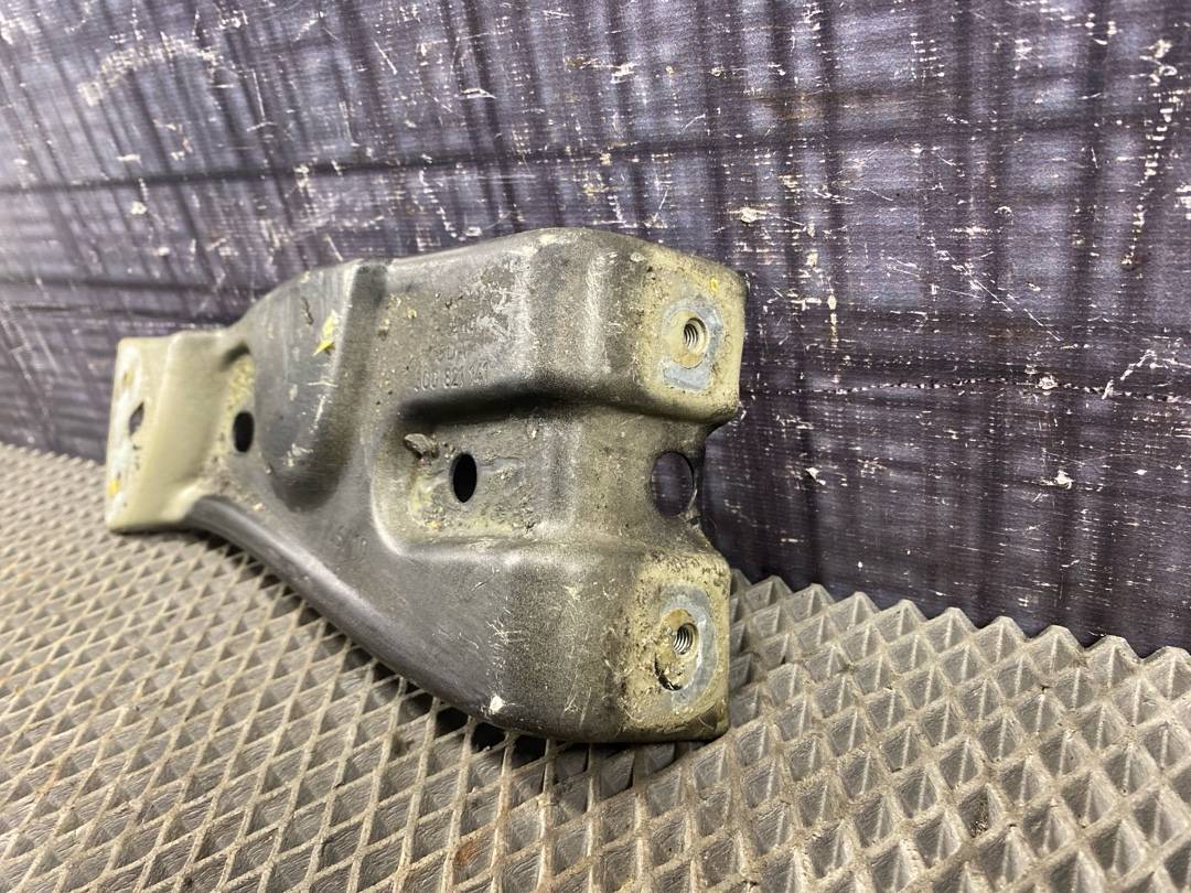 Кронштейн крыла, 810 рублей, Красноярск