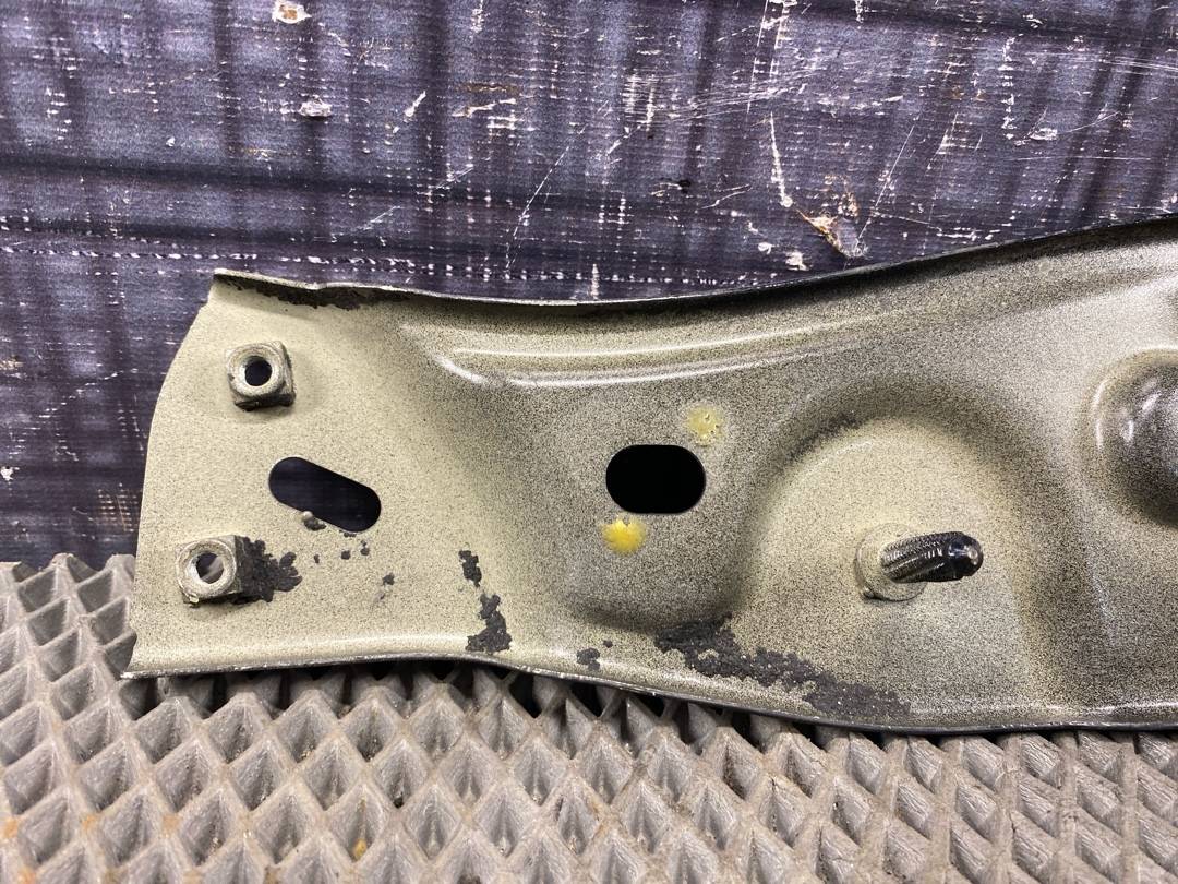 Кронштейн крыла, 810 рублей, Красноярск