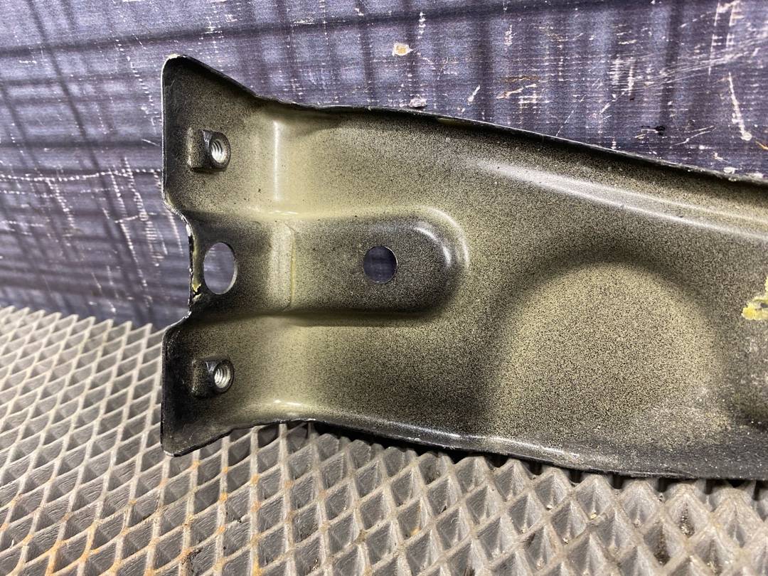 Кронштейн крыла, 810 рублей, Красноярск