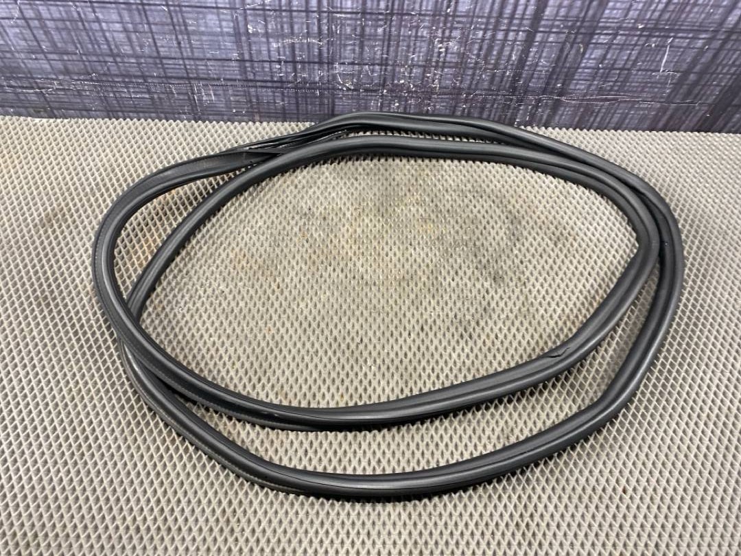 Уплотнитель крышки багажника, 1000 рублей, Красноярск