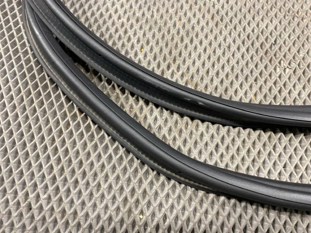 Уплотнитель крышки багажника, 1000 рублей, Красноярск