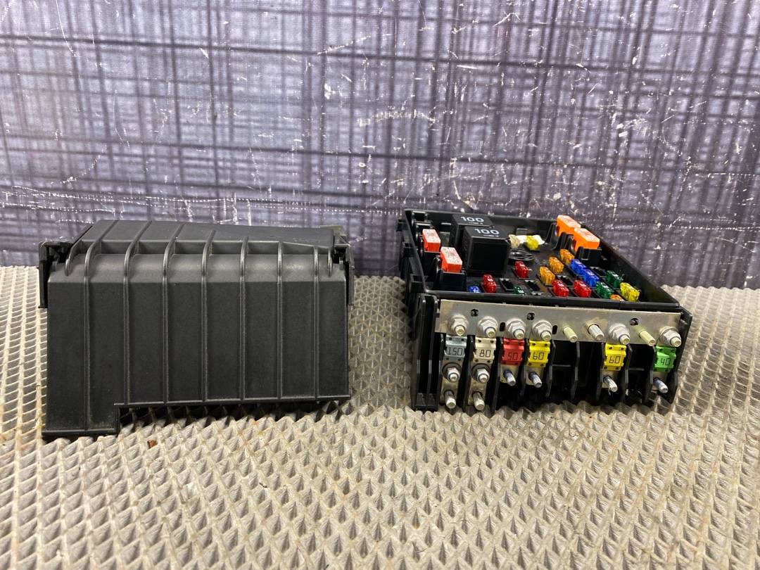 Блок предохранителей, 2120 рублей, Красноярск