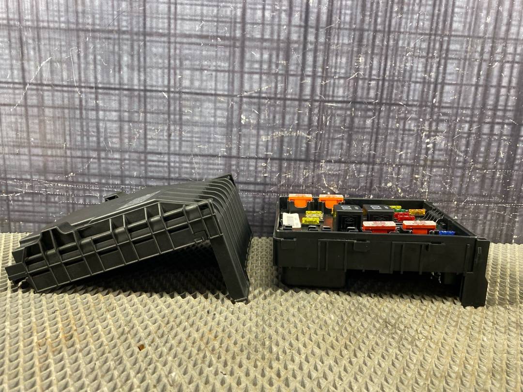 Блок предохранителей, 2120 рублей, Красноярск