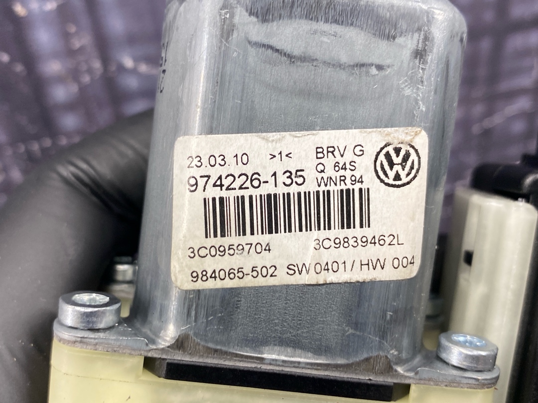 Мотор стеклоподъемника, 1060 рублей, Красноярск