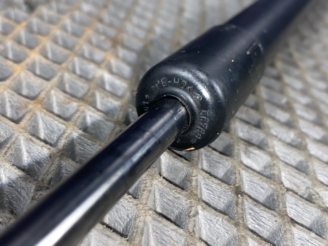 Амортизатор багажника, 880 рублей, Красноярск