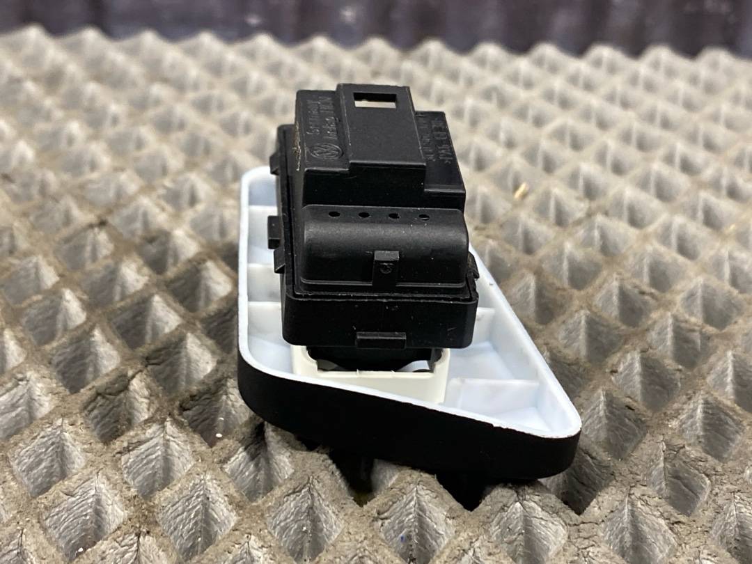 Кнопка центрального замка, 520 рублей, Красноярск