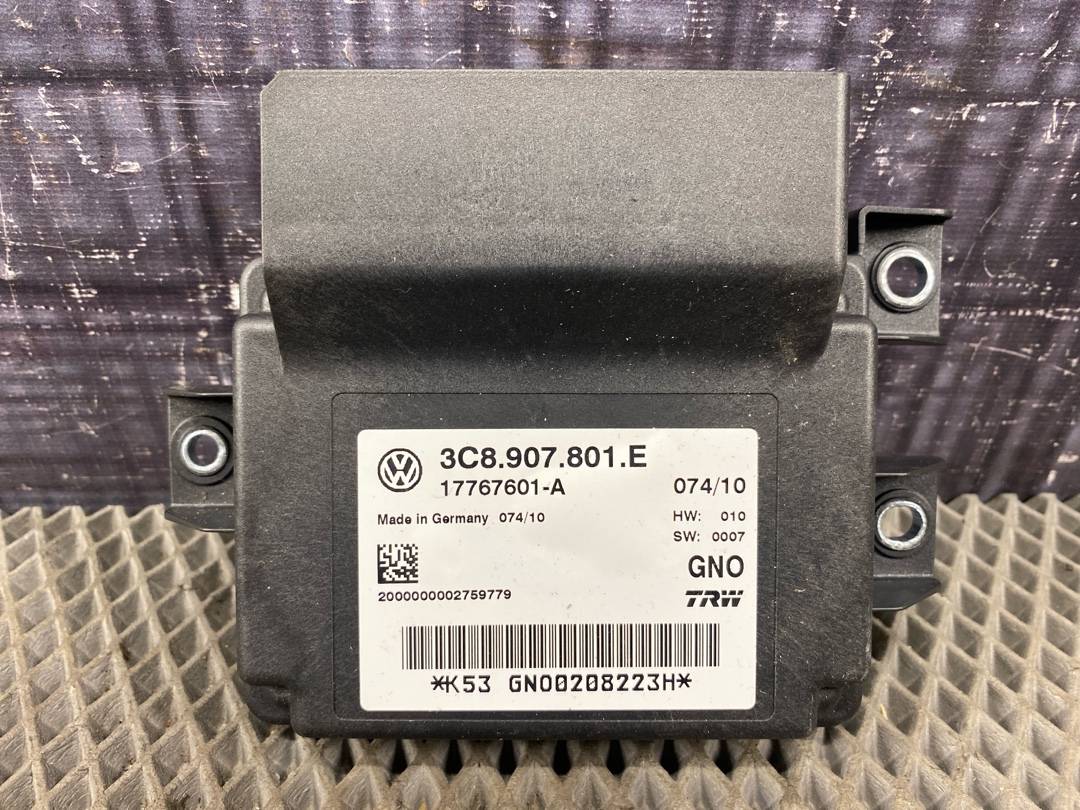 Блок управления парковочным тормозом, 3740 рублей, Красноярск