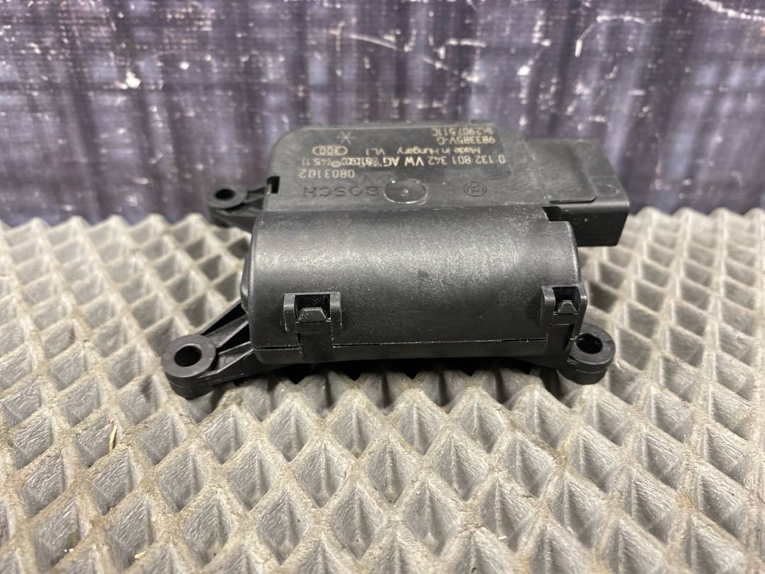 Мотор заслонки печки, 1450 рублей, Красноярск