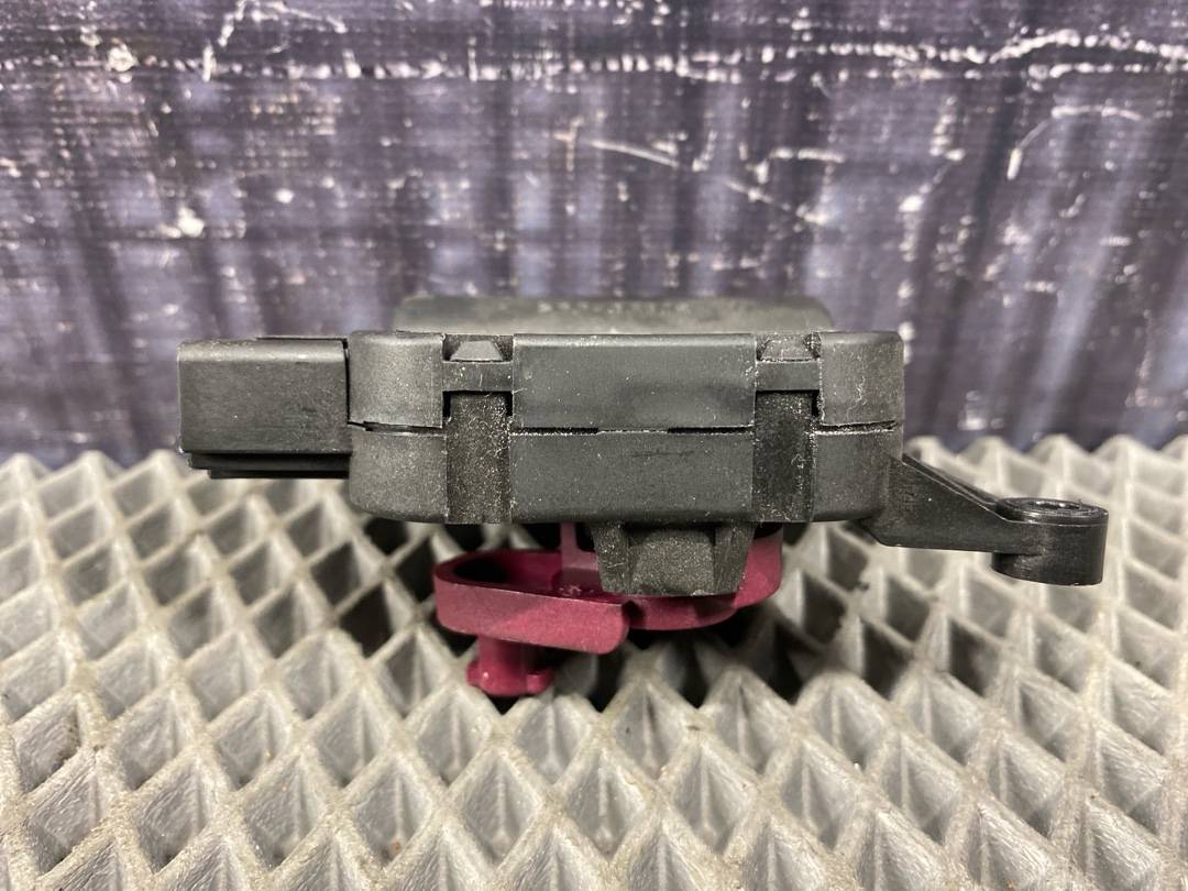 Мотор заслонки печки, 1450 рублей, Красноярск