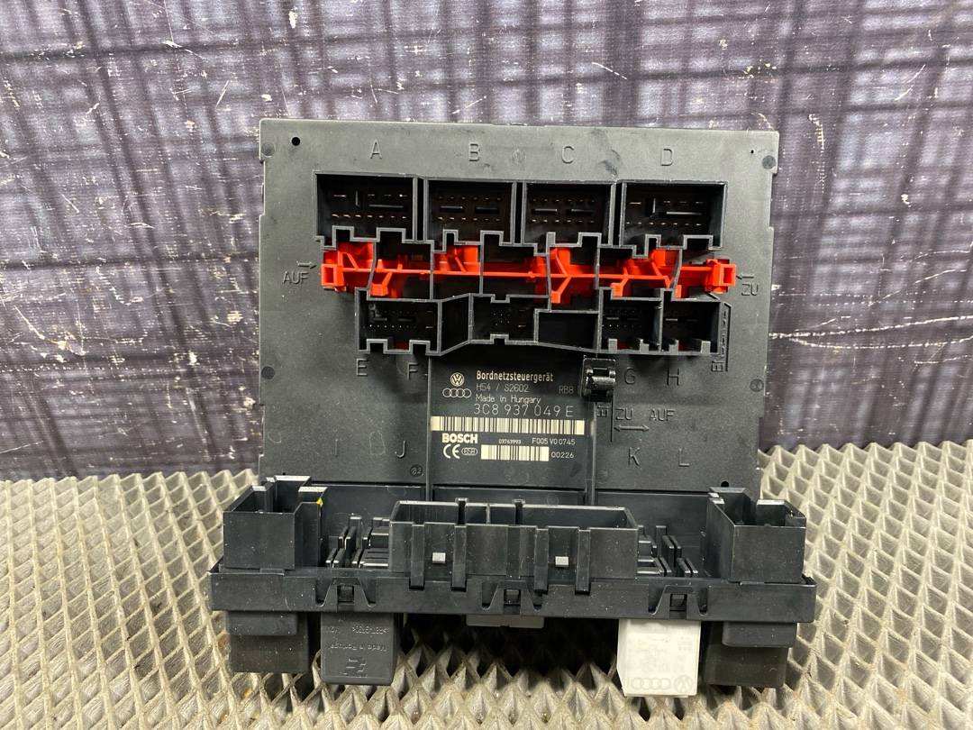 Блок управления бортовой сети, 3210 рублей, Красноярск