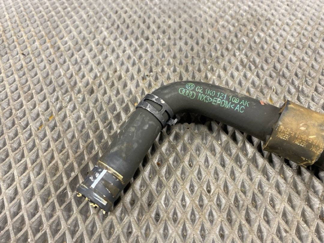 Шланг системы охлаждения, 840 рублей, Красноярск