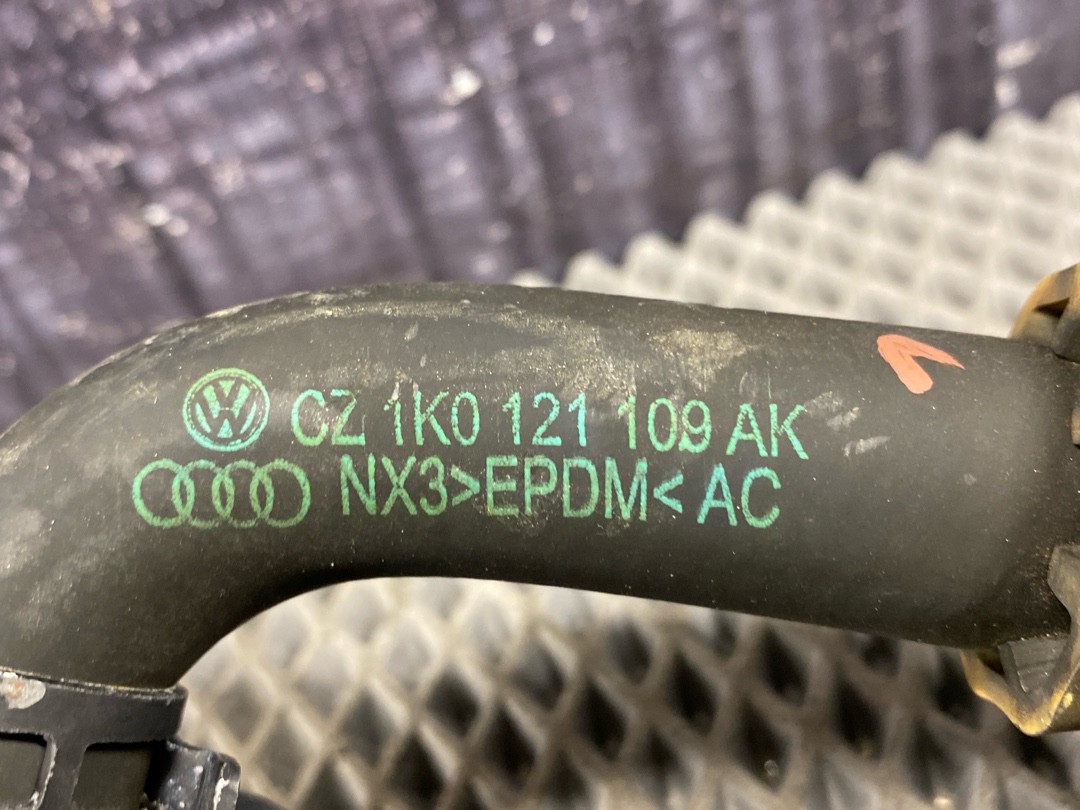 Шланг системы охлаждения, 840 рублей, Красноярск