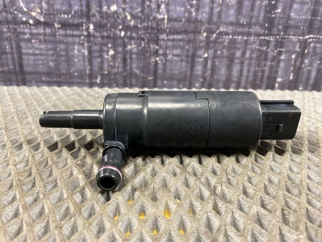 Мотор бачка стеклоомывателя, 920 рублей, Красноярск