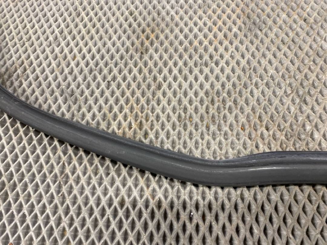 Подкапотный уплотнитель, 920 рублей, Красноярск