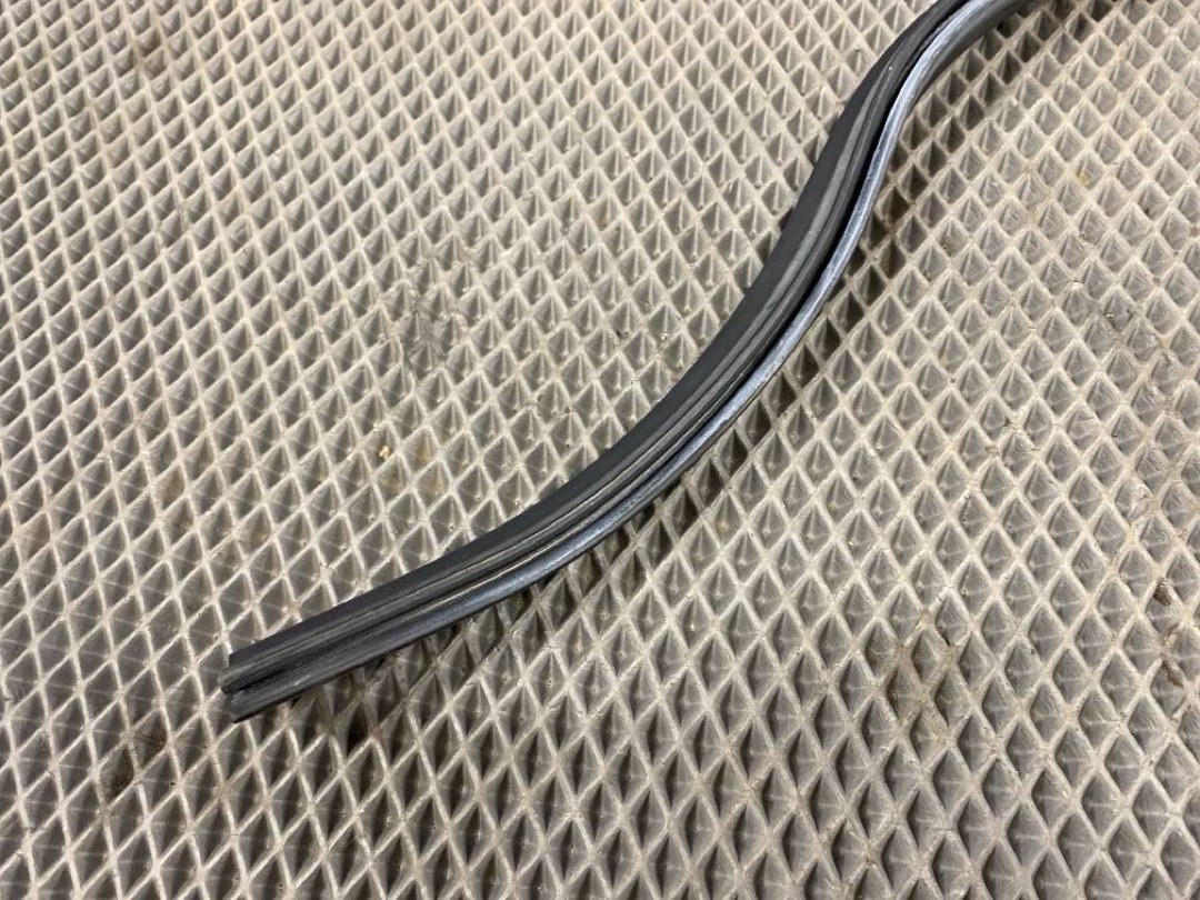 Подкапотный уплотнитель, 920 рублей, Красноярск