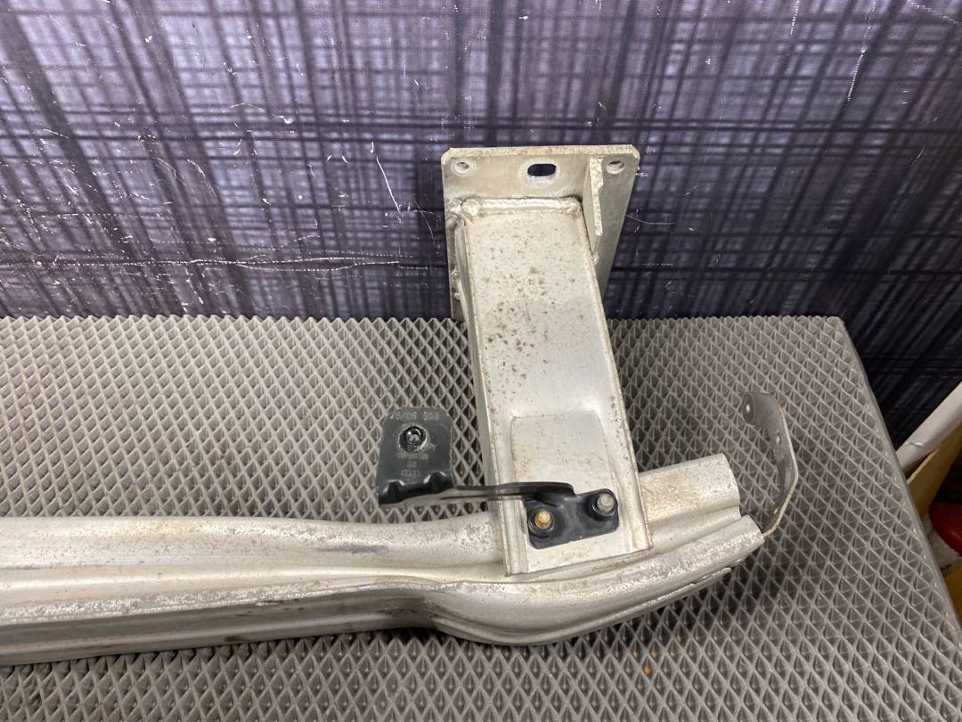 Усилитель бампера, 5140 рублей, Красноярск