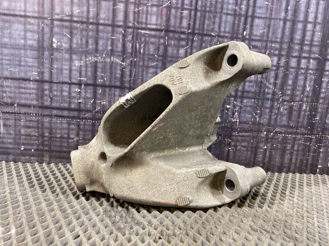 Кронштейн двигателя, 1200 рублей, Красноярск