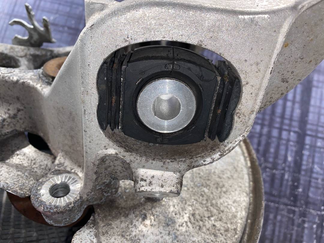 Поворотный кулак, 2970 рублей, Красноярск