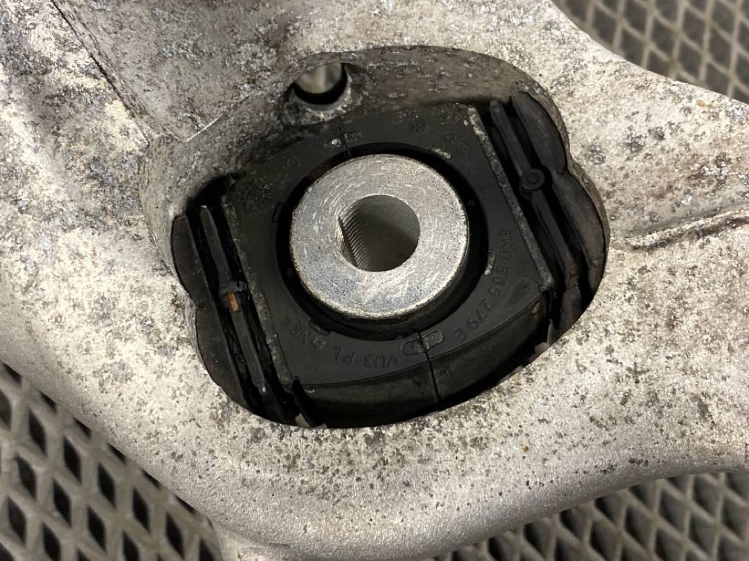 Поворотный кулак, 2970 рублей, Красноярск