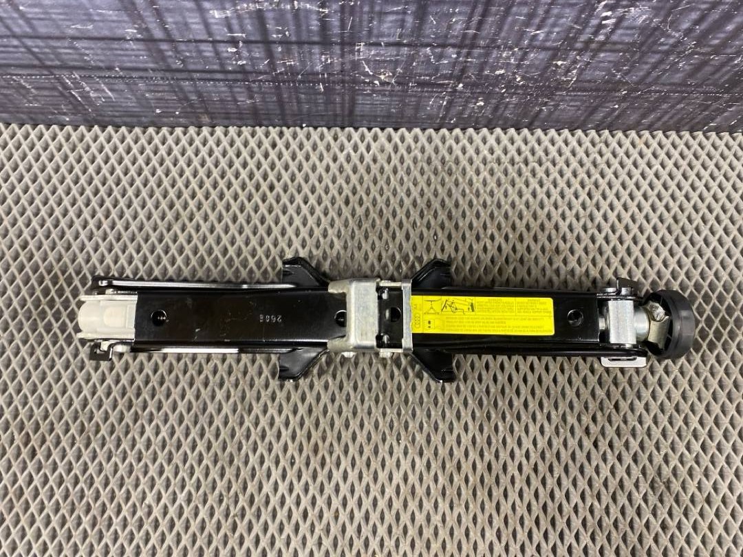 Домкрат, 4380 рублей, Красноярск