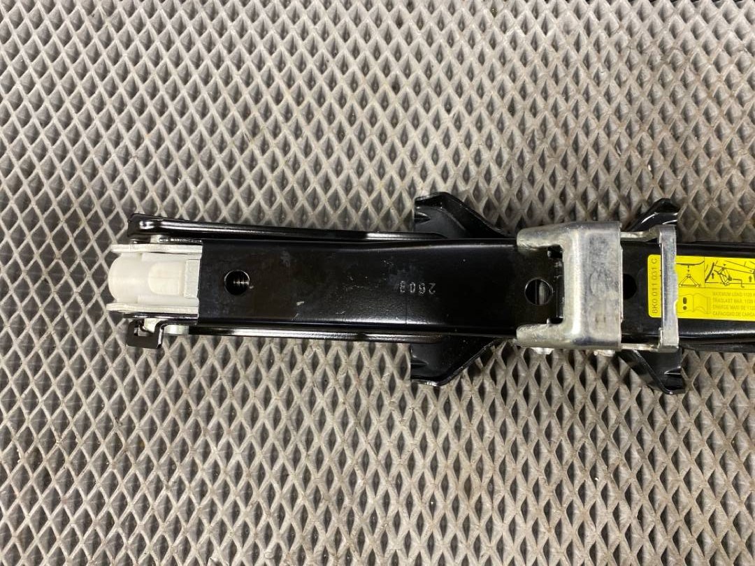 Домкрат, 4380 рублей, Красноярск