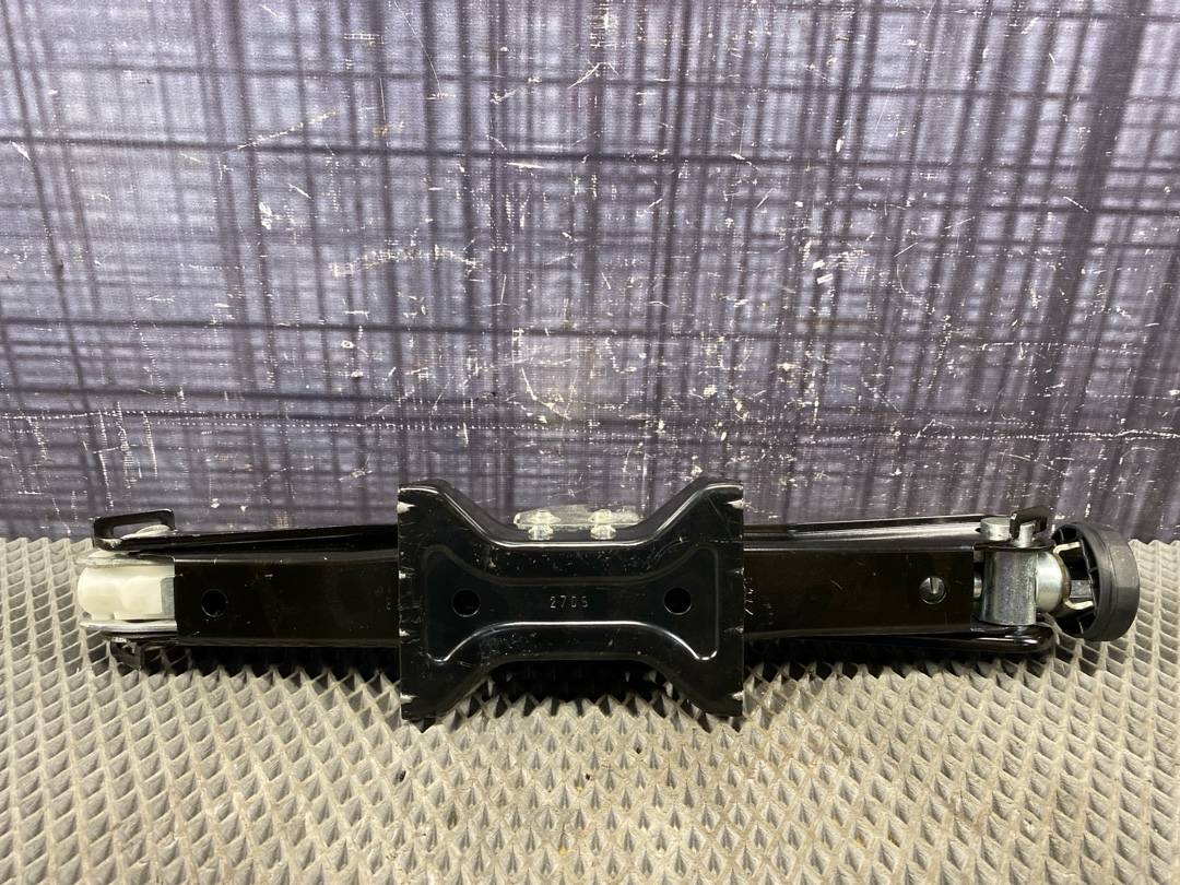 Домкрат, 4380 рублей, Красноярск