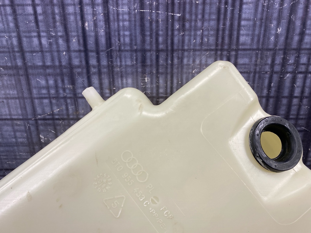 Бачок омывателя, 1520 рублей, Красноярск