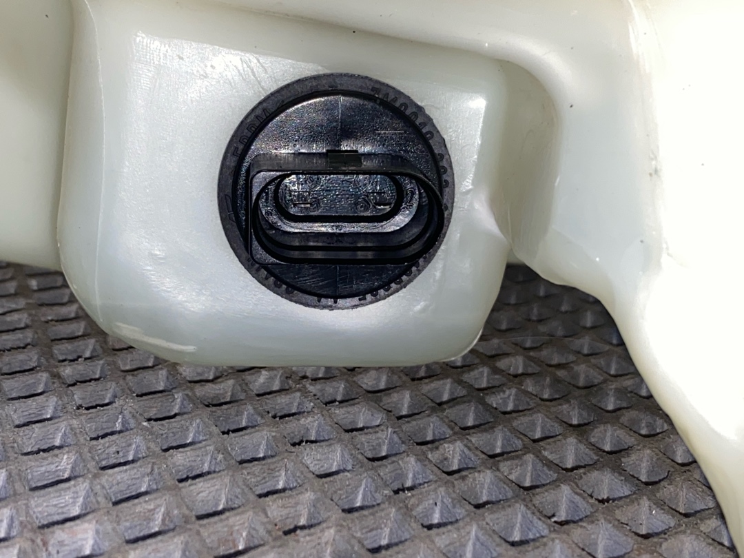 Бачок омывателя, 1520 рублей, Красноярск