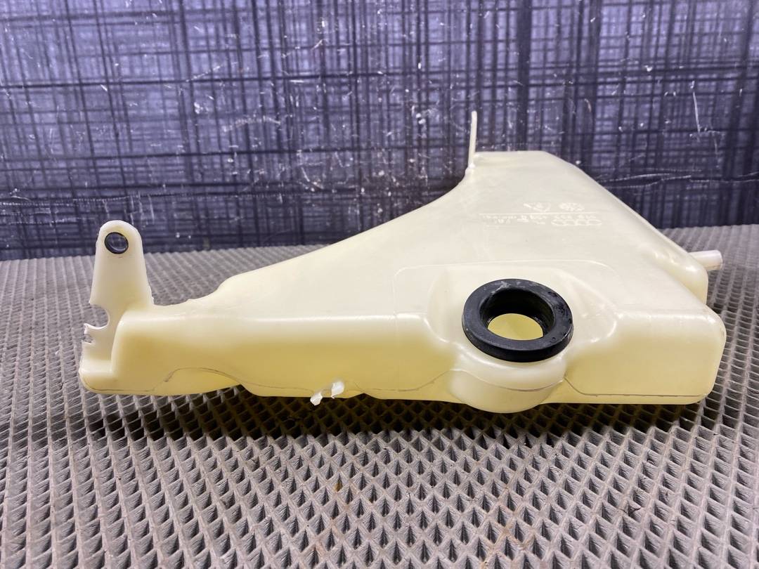 Бачок омывателя, 1520 рублей, Красноярск