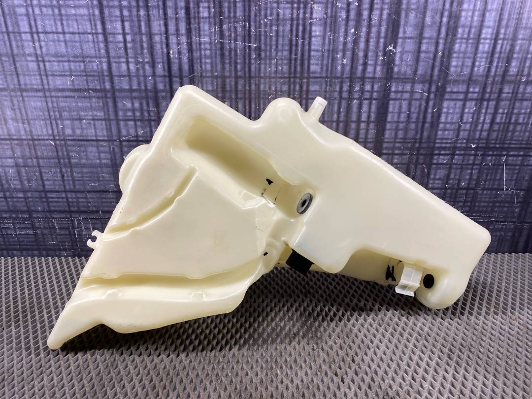 Бачок омывателя, 1520 рублей, Красноярск