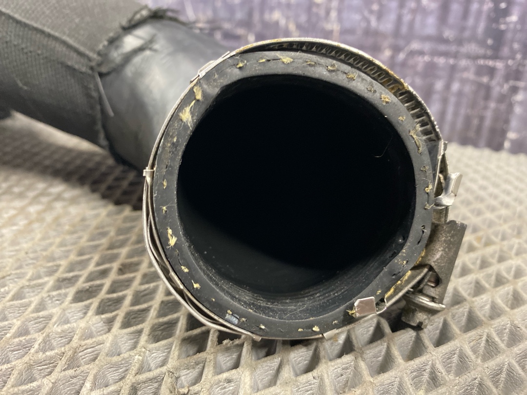 Патрубок интеркуллера, 1360 рублей, Красноярск