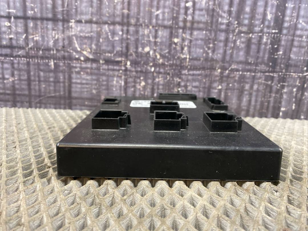 Блок управления бортовой сети, 3930 рублей, Красноярск