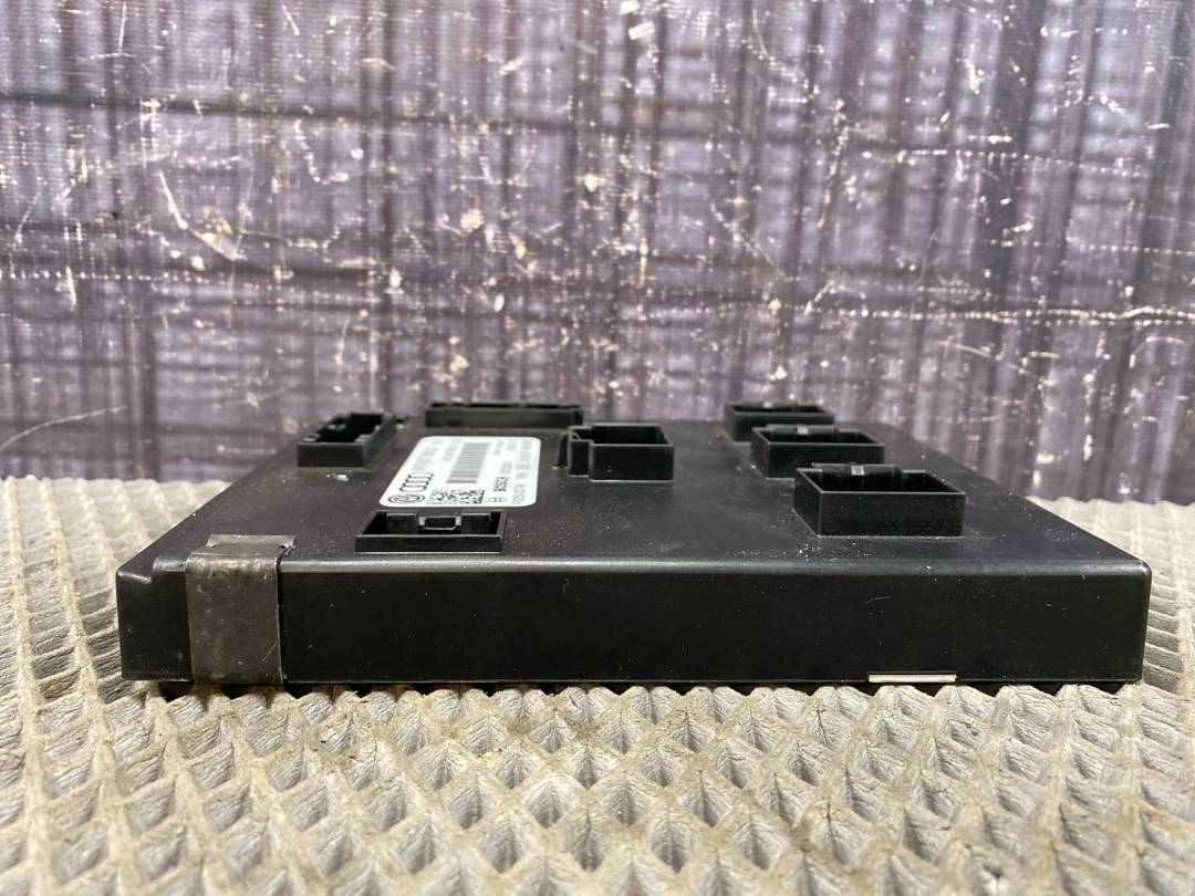 Блок управления бортовой сети, 3930 рублей, Красноярск