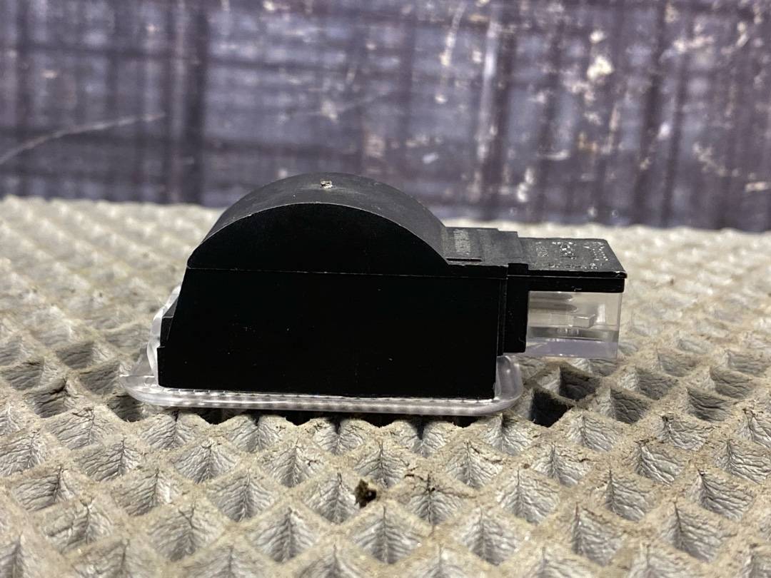 Плафон салона, 360 рублей, Красноярск