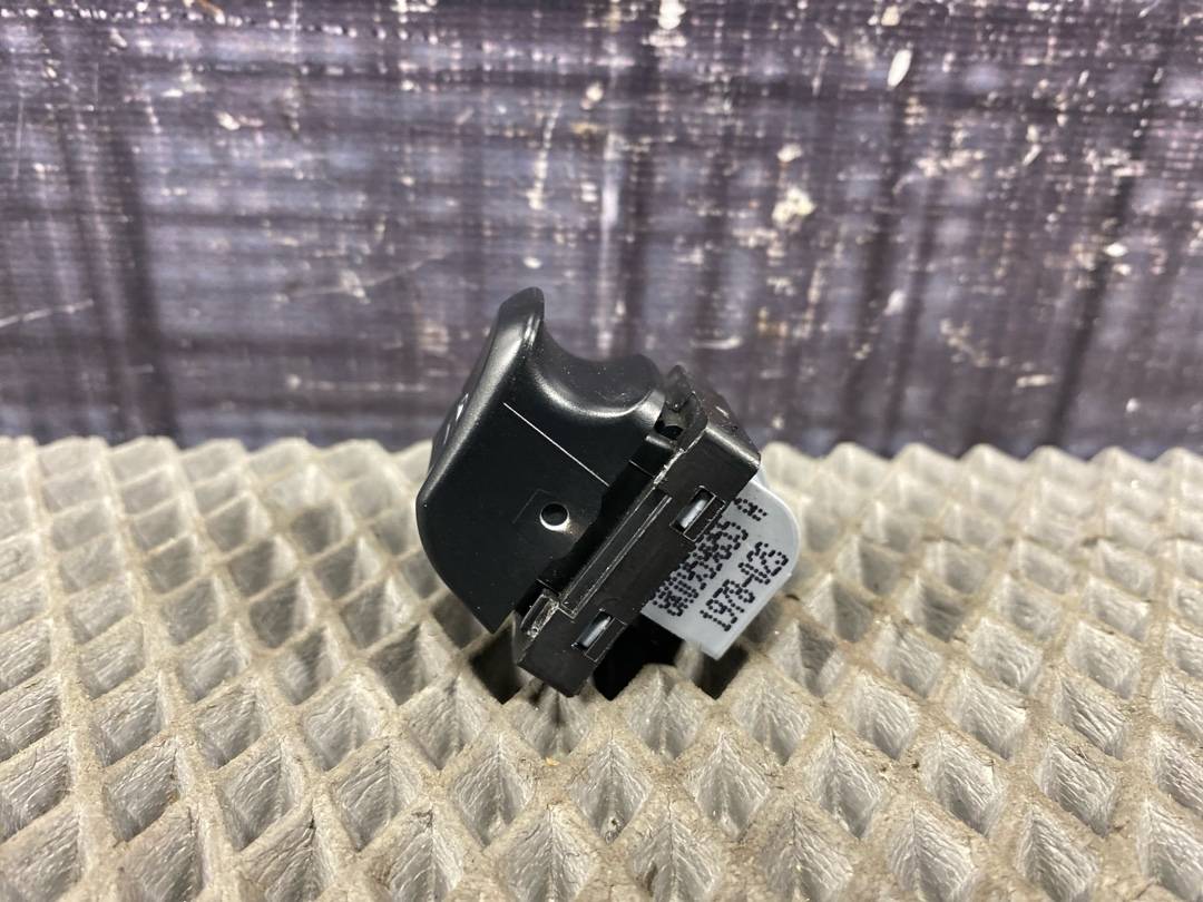 Кнопка стеклоподъемника, 550 рублей, Красноярск