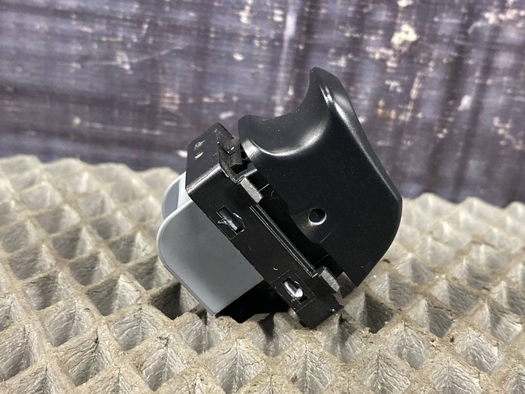 Кнопка стеклоподъемника, 550 рублей, Красноярск