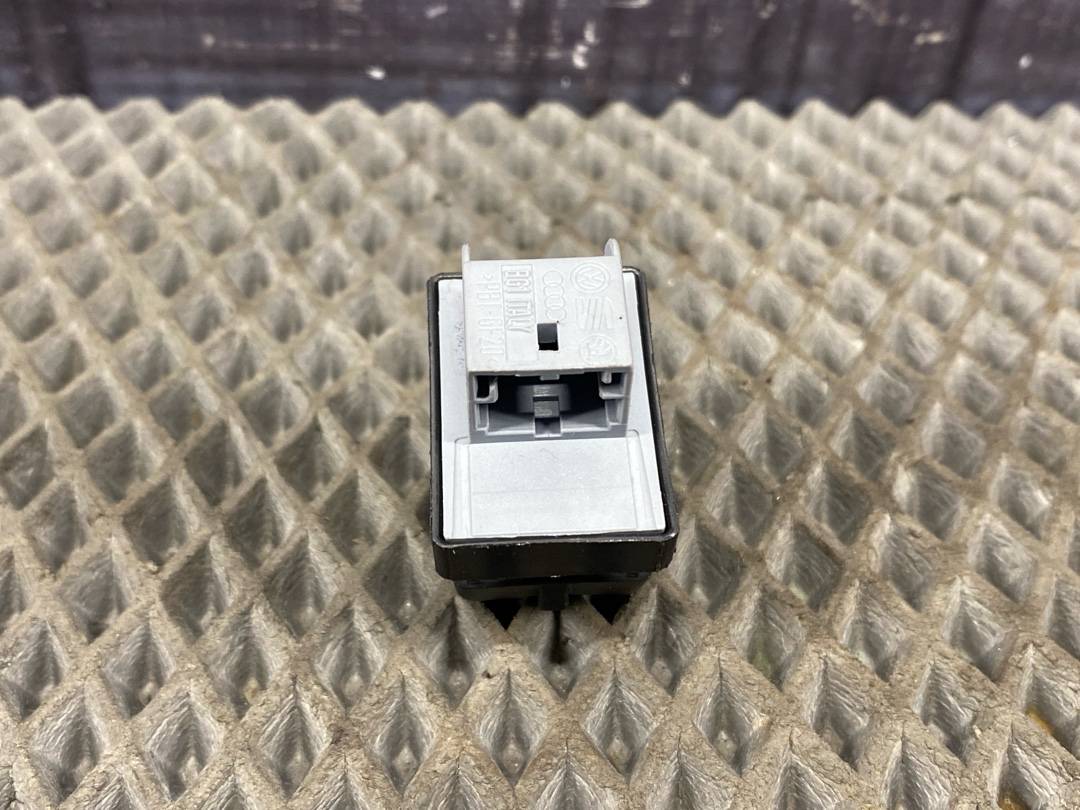 Кнопка стеклоподъемника, 550 рублей, Красноярск