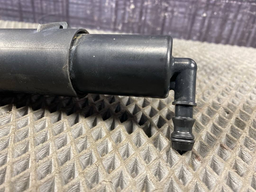 Форсунка омывателя фар, 1840 рублей, Красноярск