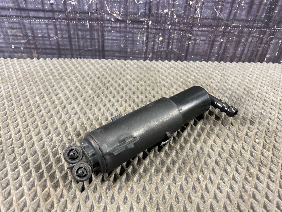 Форсунка омывателя фар, 1840 рублей, Красноярск