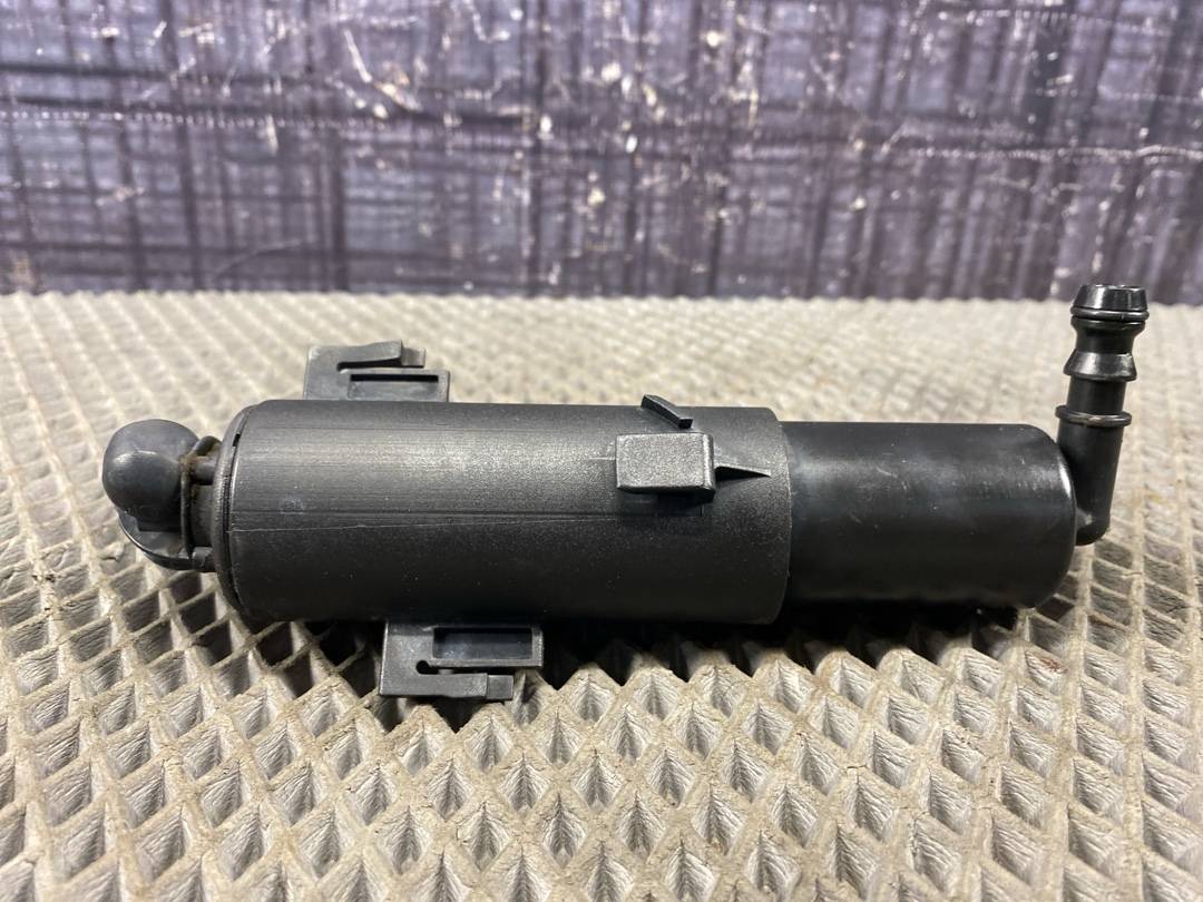 Форсунка омывателя фар, 1840 рублей, Красноярск