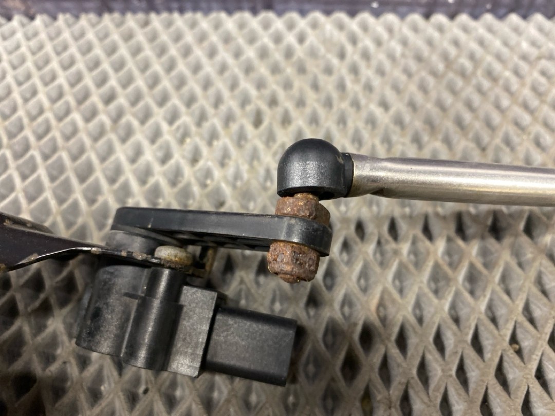 Датчик уровня подвески, 2110 рублей, Красноярск