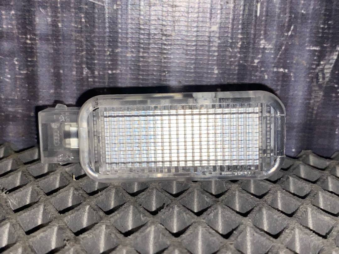 Плафон салона, 350 рублей, Красноярск