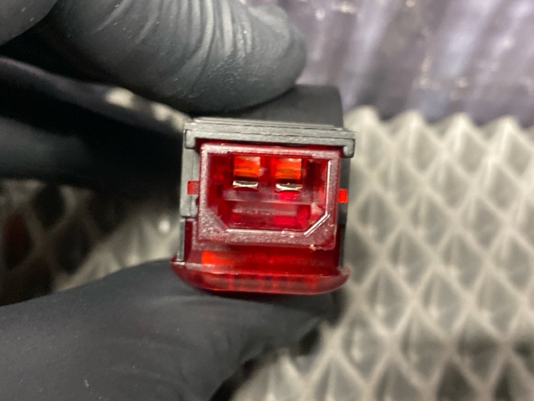 Плафон салона, 470 рублей, Красноярск