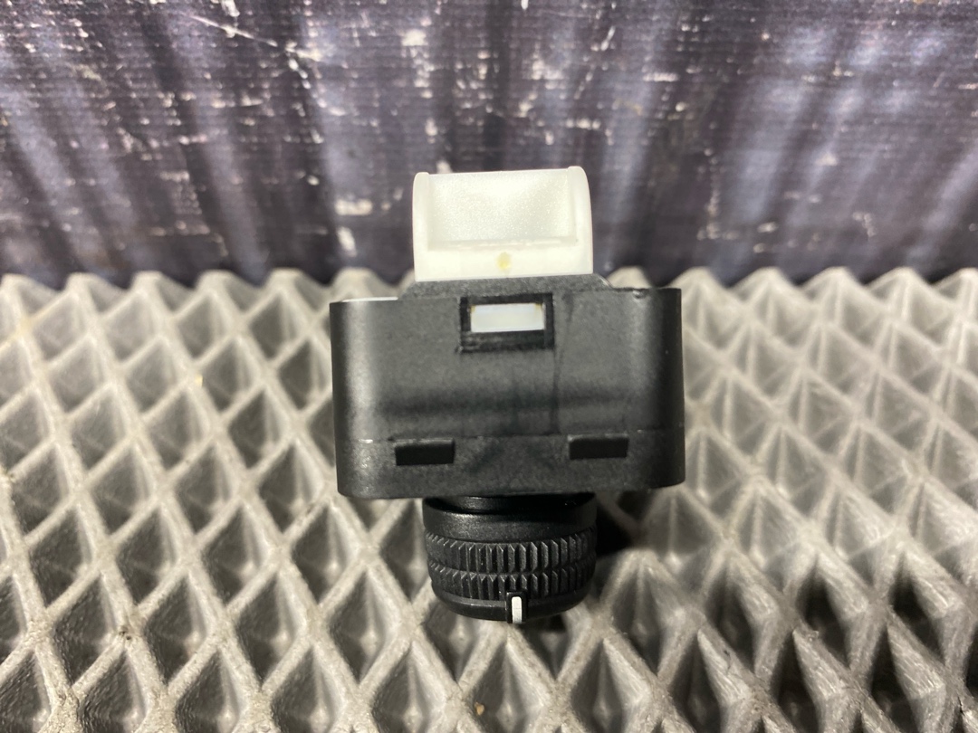 Кнопка регулировки зеркал, 1100 рублей, Красноярск