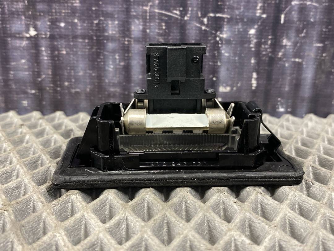 Плафон подсветки номера, 650 рублей, Красноярск